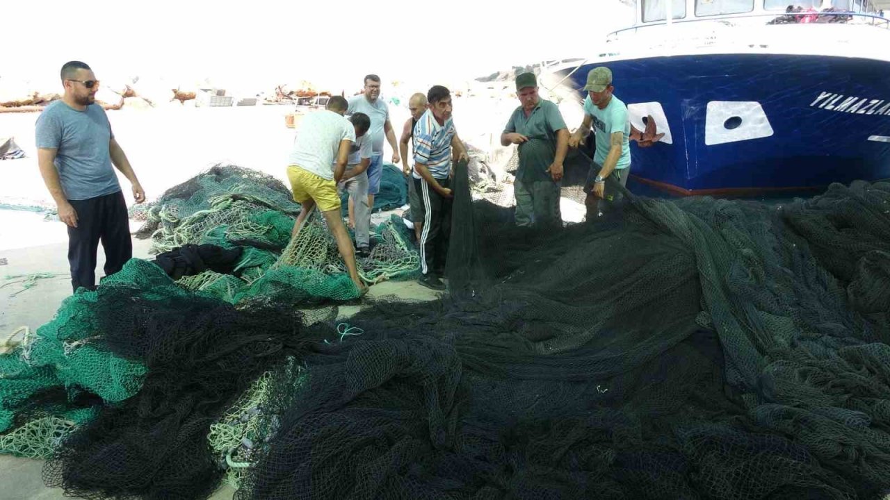 Çanakkaleli balıkçılardan dualı av sezonu açılışı