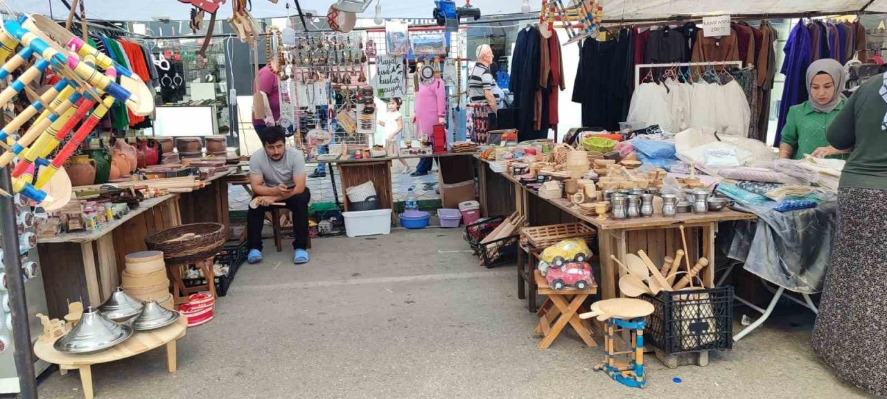 İskilip 4. Dolma, Turşu ve Çilek Festivali başladı