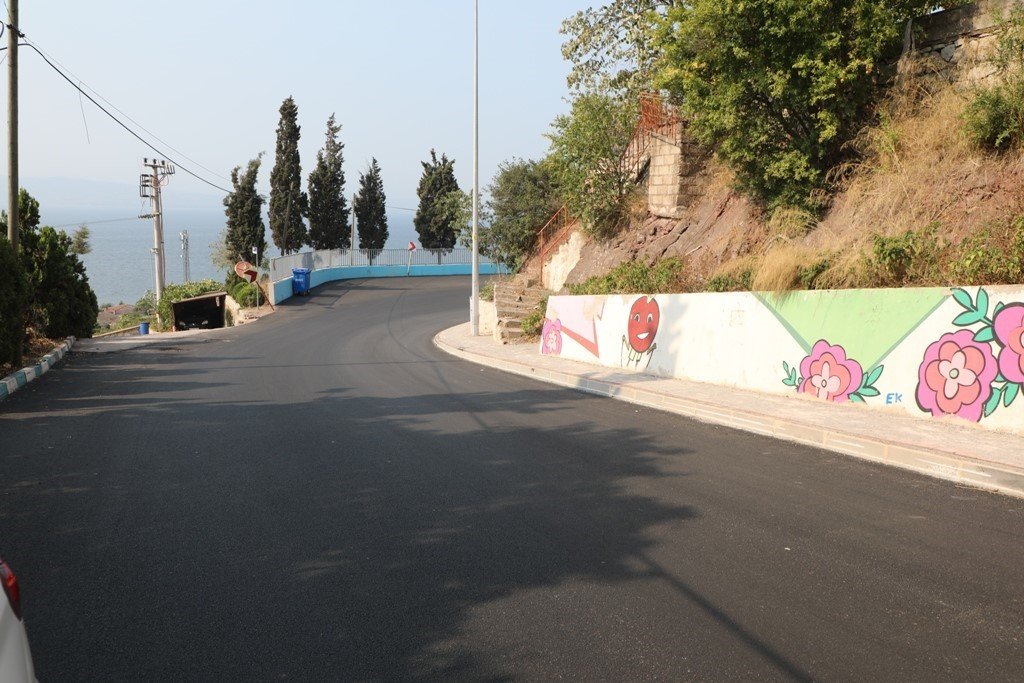 Dilovası’nda asfalt seferberliği sürüyor