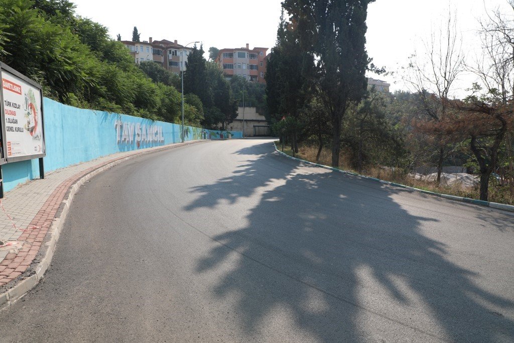 Dilovası’nda asfalt seferberliği sürüyor