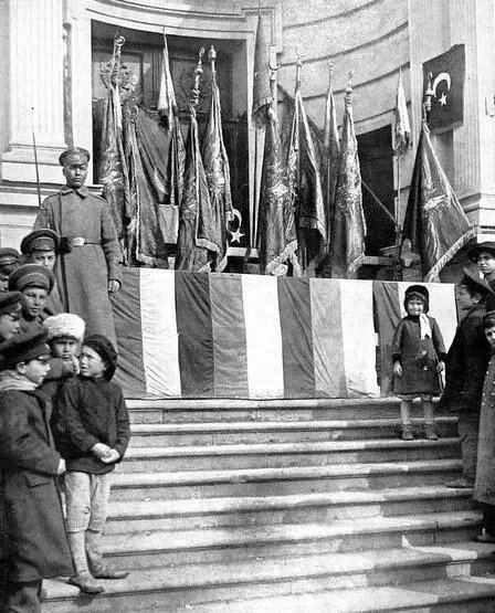 Bakan Fidana, “Rusya’da bulunan esir sancaklarımız geri getirilsin” talebi