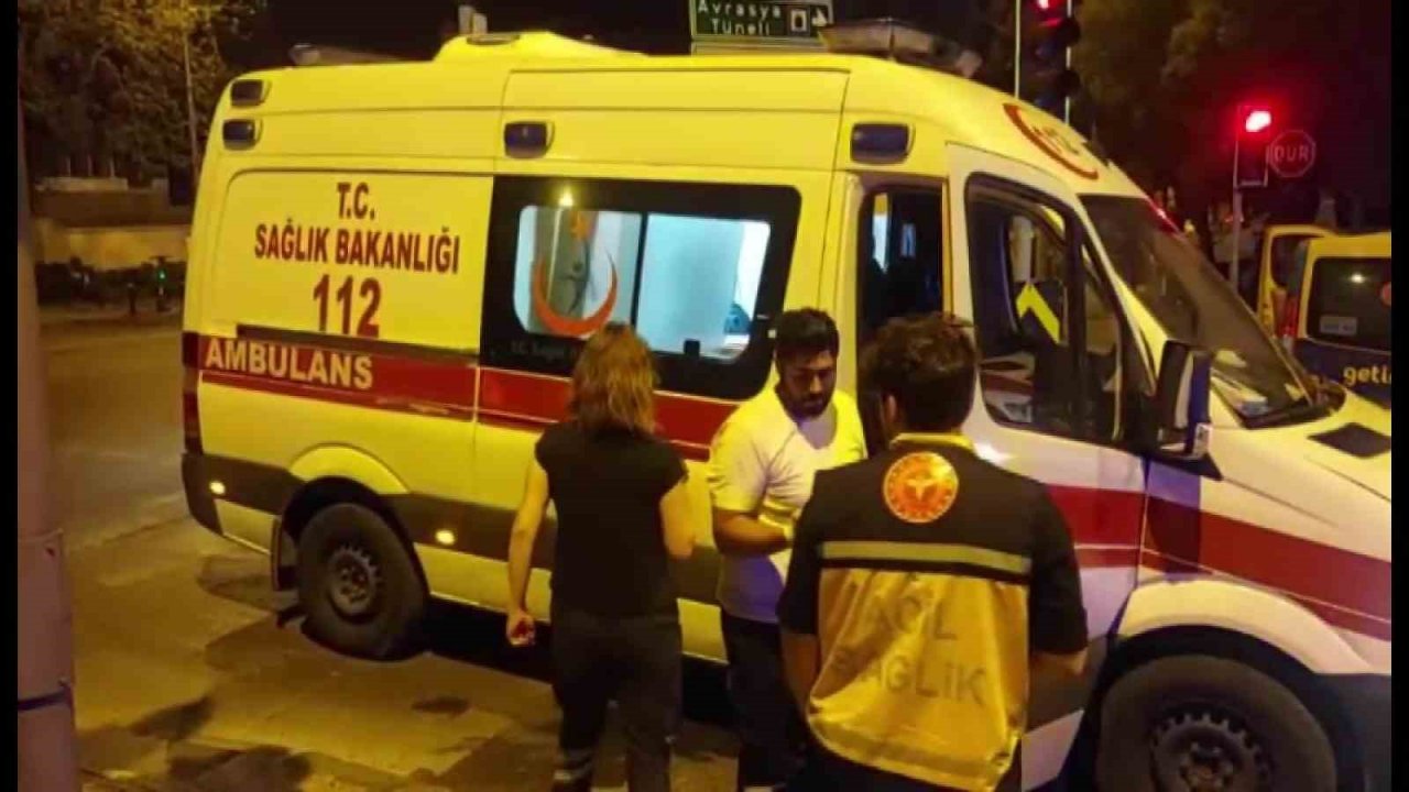 Üsküdar’da dolmuş ile taksi çarpıştı: 3 yaralı