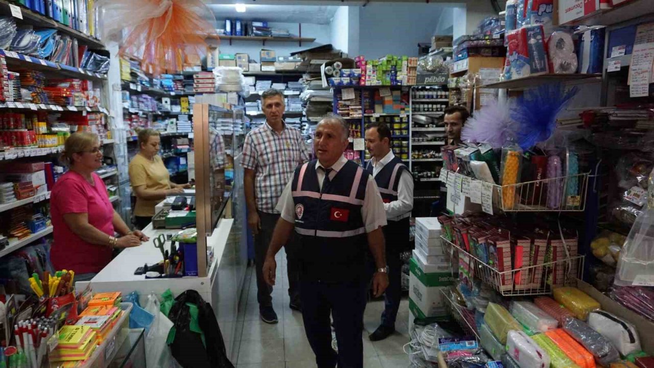 Edirne’de okulların açılması öncesi kırtasiye denetimi