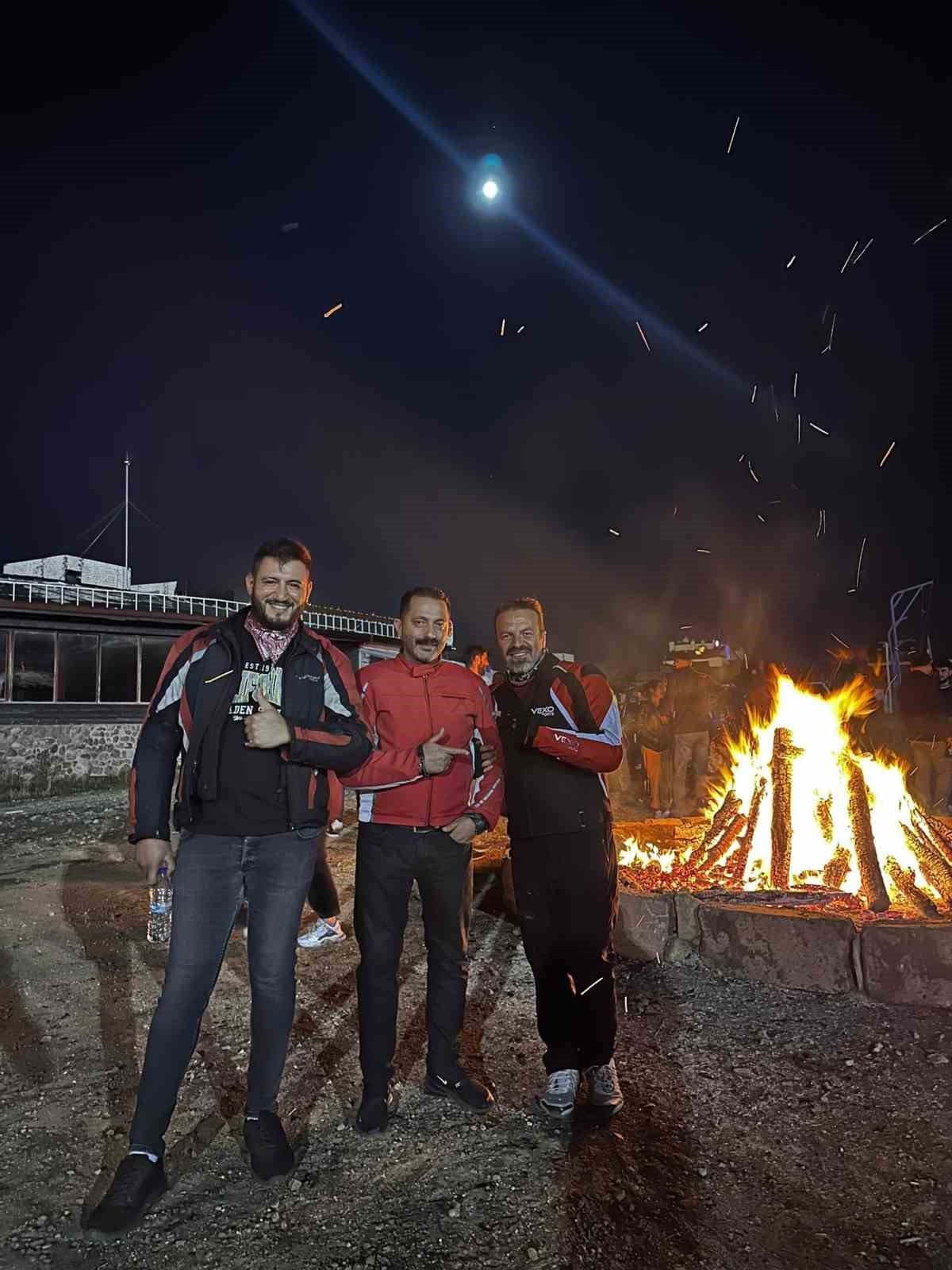 Kayseri’de motosikletliler zirvede buluştu