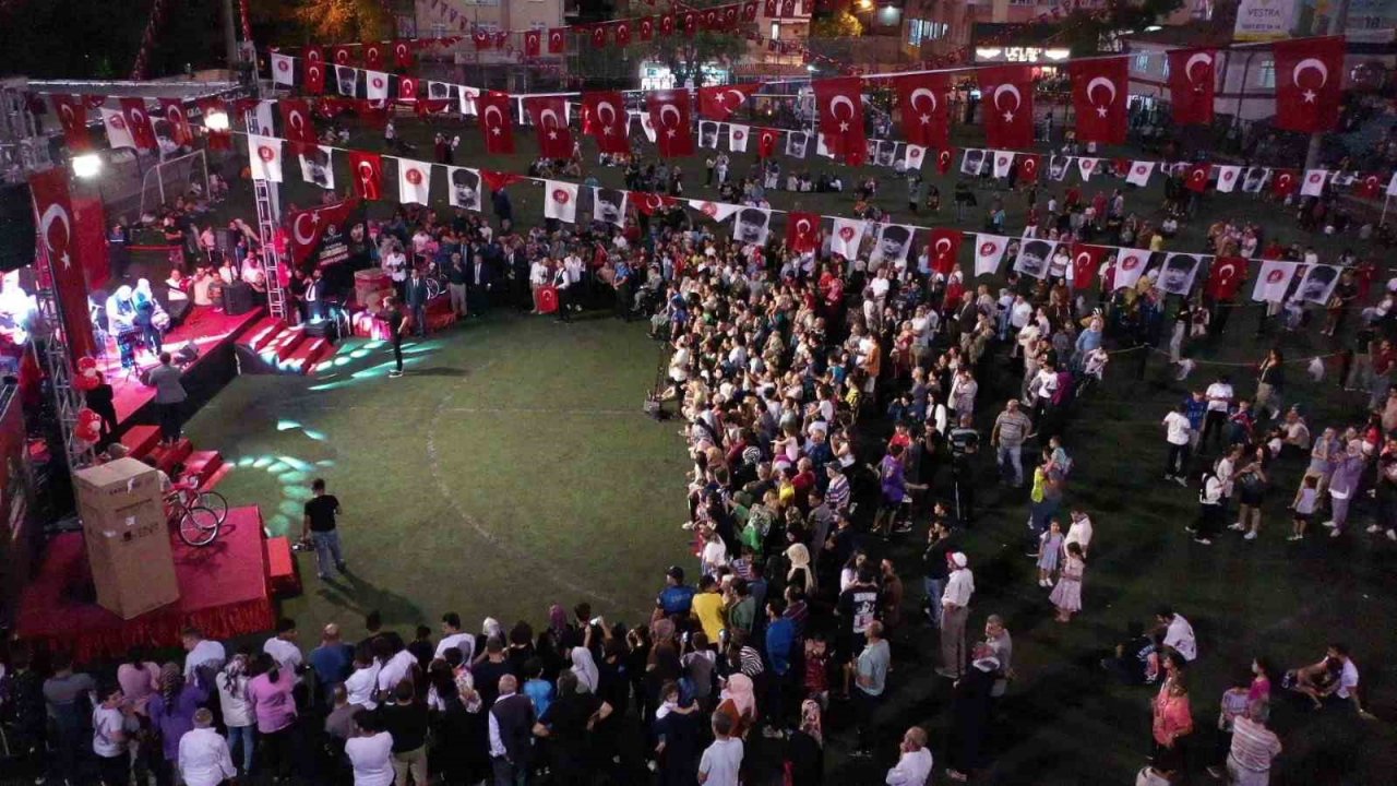 Keçiören’de 30 Ağustos Zafer Bayramı konserle kutlandı
