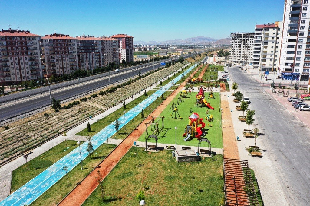 Başkan Çolakbayrakdar; “Çocukların, hayalini süsleyen parklar yapıyoruz”