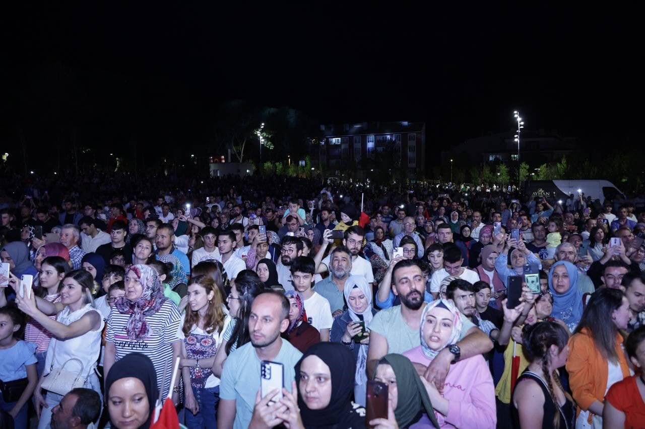 Kütahya Millet Bahçesinde çifte coşku