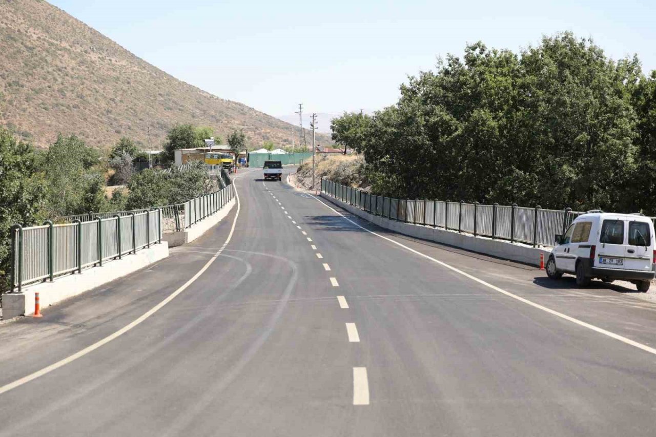 Kıranardı Mahallesi’nde bir yol ihtiyacı daha giderildi