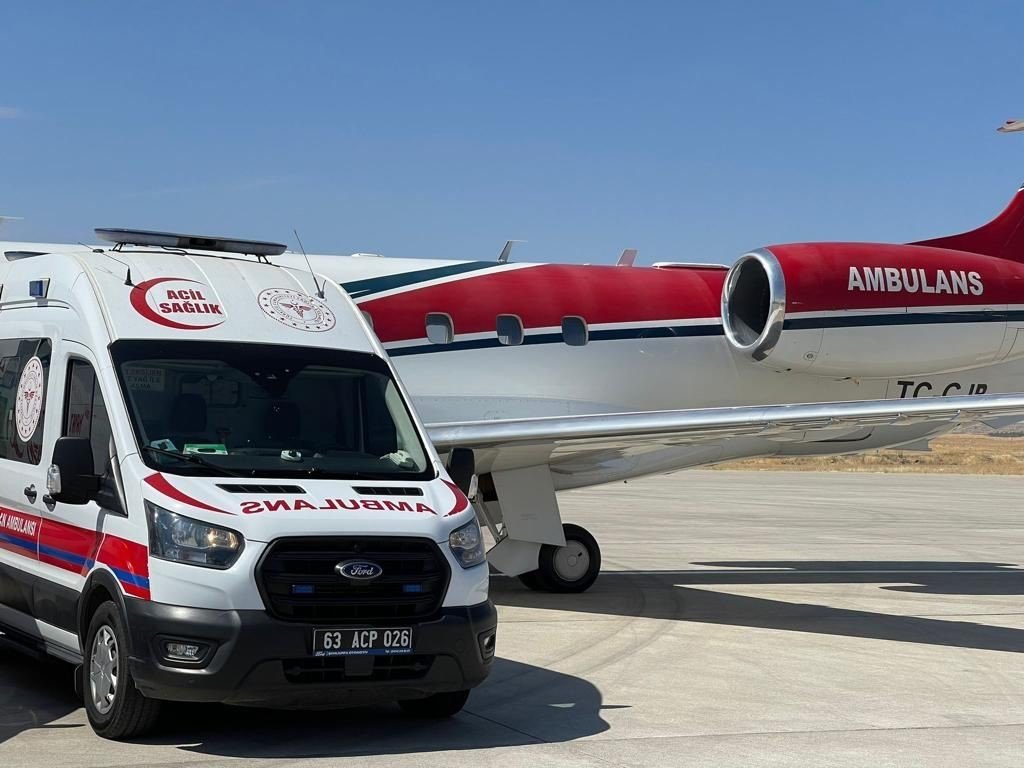 Şanlıurfa’daki hasta bebekler ambulans uçak ile İstanbul’a sevk edildi