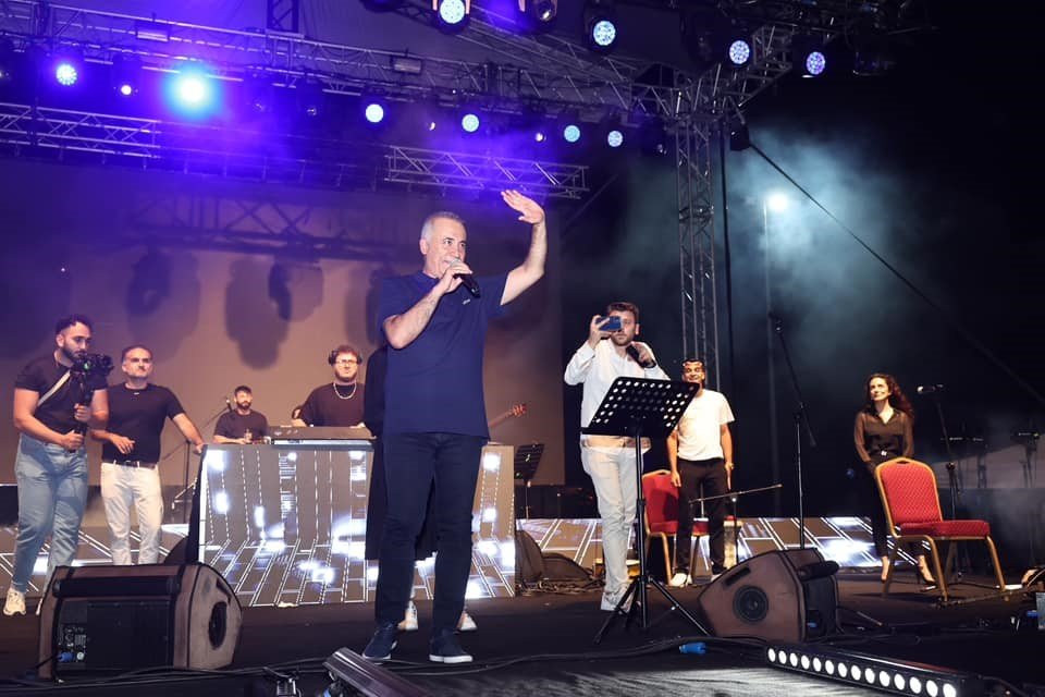 Sultangazi’de coşku dolu 30 Ağustos konseri