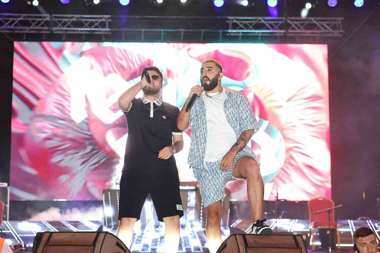 Sultangazi’de coşku dolu 30 Ağustos konseri