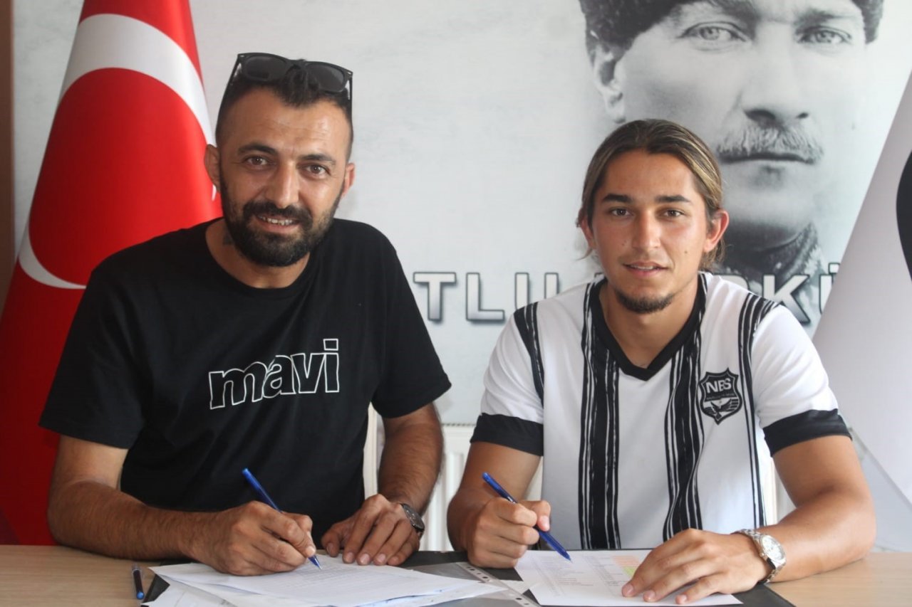 Nazilli Belediyespor genç orta sahayı kadrosuna kattı
