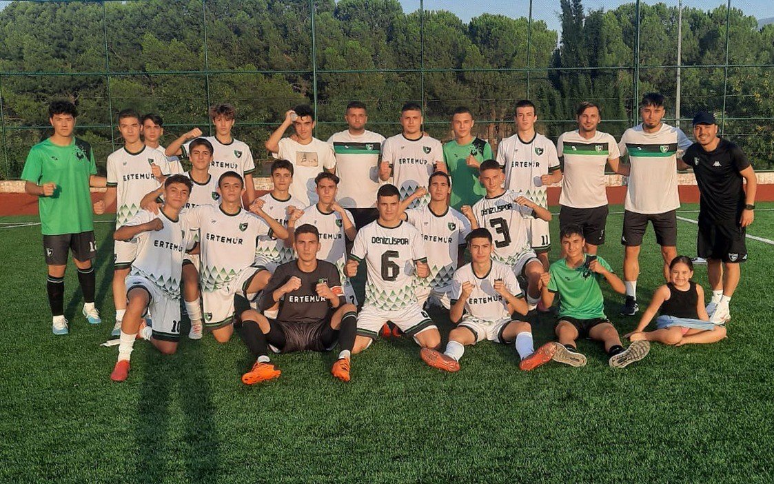 Denizlispor U17’de Adanaspor’u dörtledi