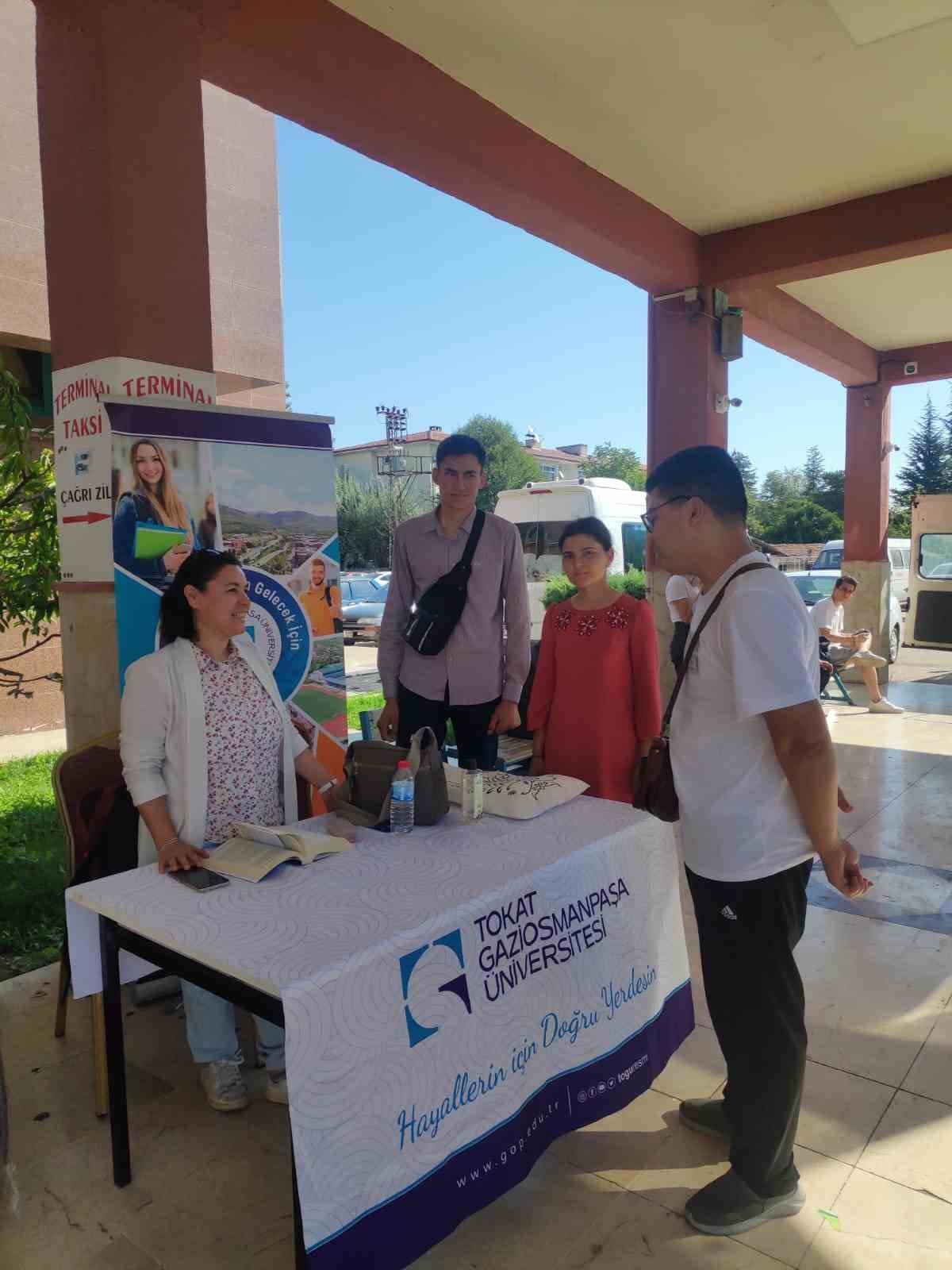 TOGÜ’de yeni öğrencilerin kayıtları devam ediyor