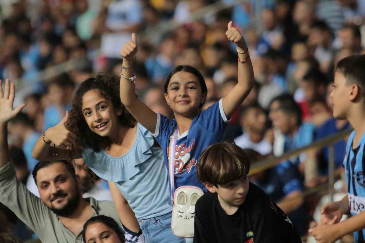 UEFA Avrupa Konferans Ligi: Y. Adana Demirspor: 0 - KRC Genk: 0 (Maç devam ediyor)