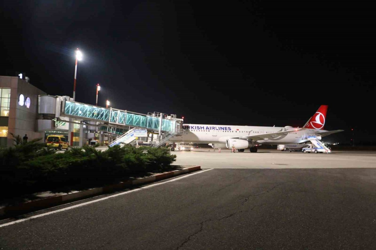 Eski bakan Kutbettin Arzu, memleketi Diyarbakır’da son yolculuğuna uğurlandı