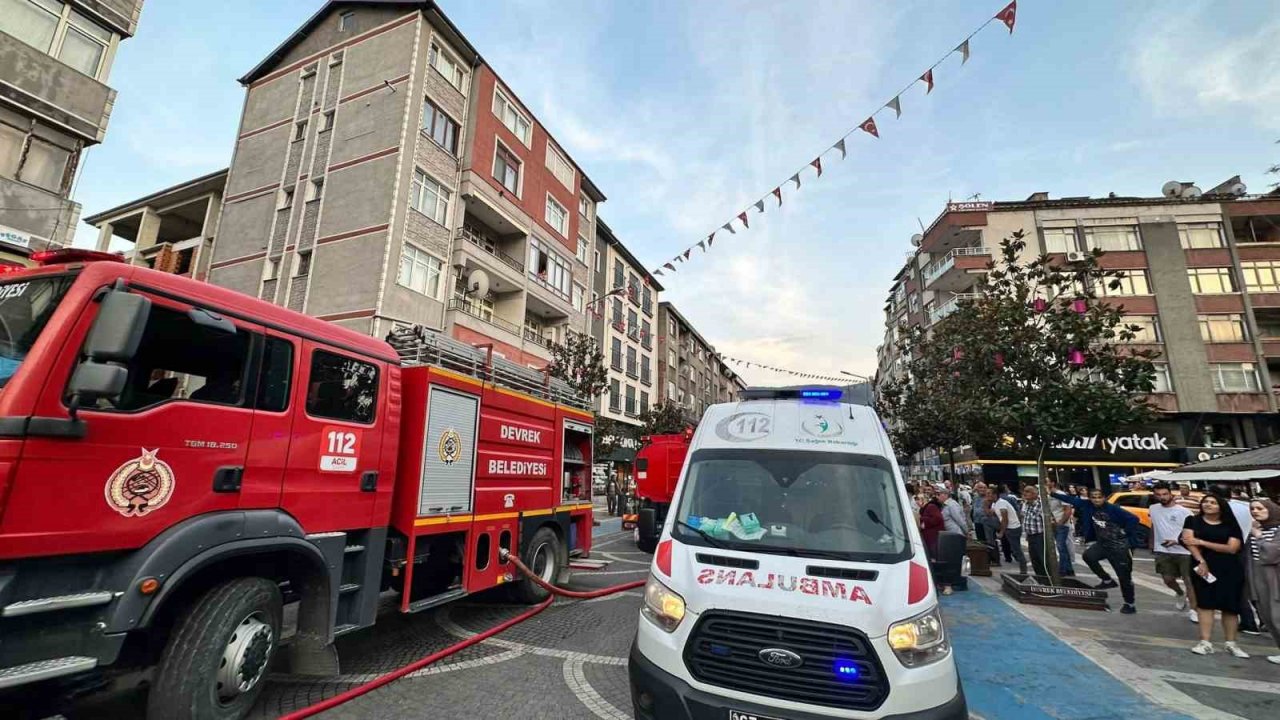 Zonguldak’ta 6 katlı binada yangın paniği: 1 yaralı