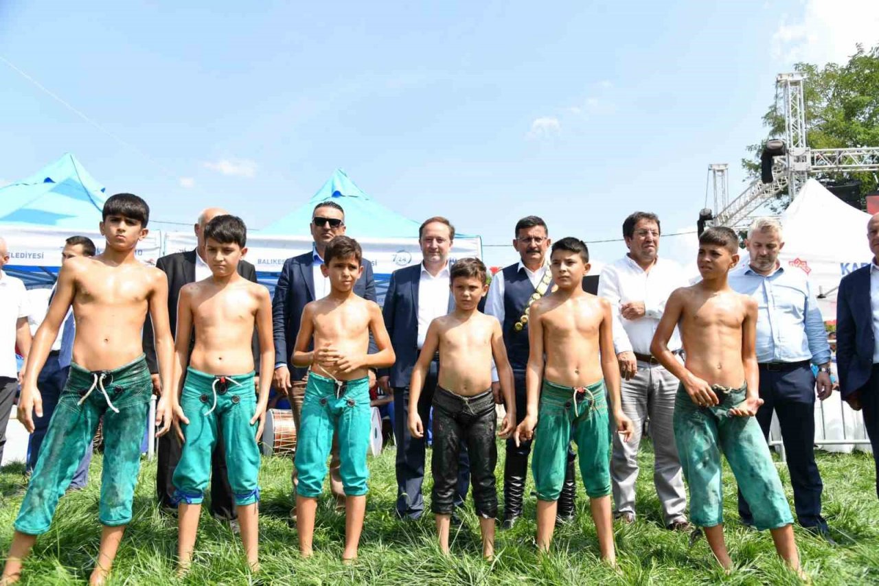 63. Geleneksel Kurtdereli Güreşleri başladı