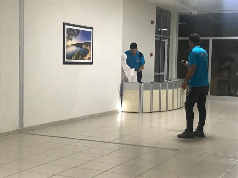 Hastaneye giren yılana operasyon