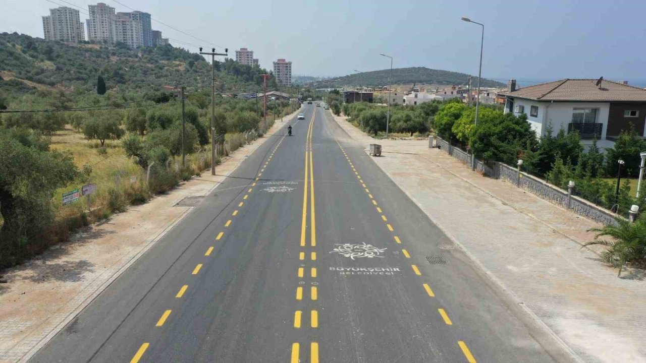 Aydın Büyükşehir Belediyesi Ahmet Pınarı Caddesi’ni yeniledi