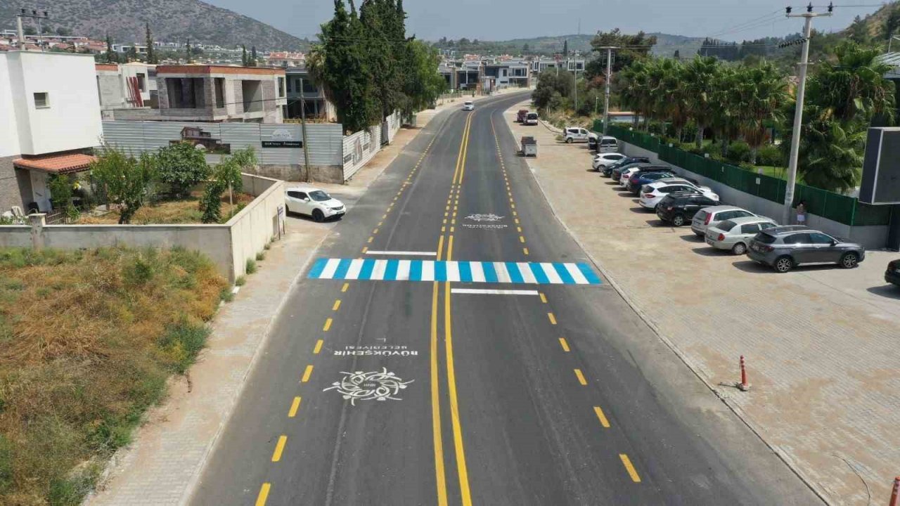 Aydın Büyükşehir Belediyesi Ahmet Pınarı Caddesi’ni yeniledi