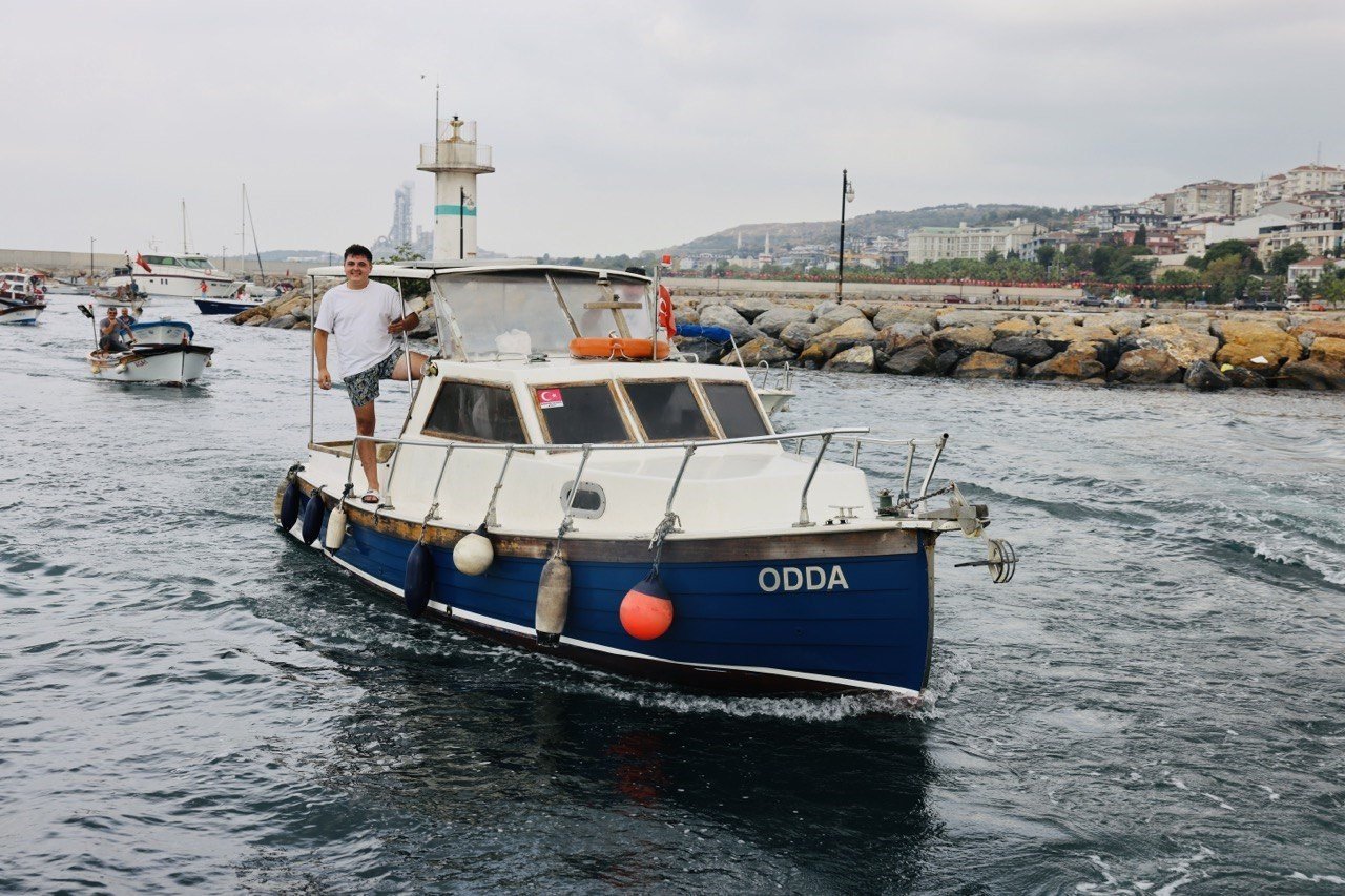 Darıca’da 21 yıl sonra ilk defa balıkçılar ’Vira Bismillah’ dedi