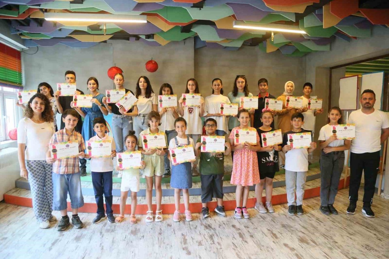 Çocuk Sanat Merkezi kursları tamamlandı