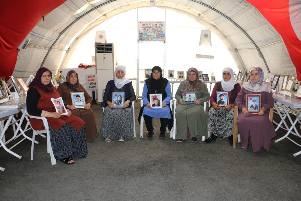 Diyarbakır anne ve babalarının evlat nöbeti 5’inci yılına giriyor