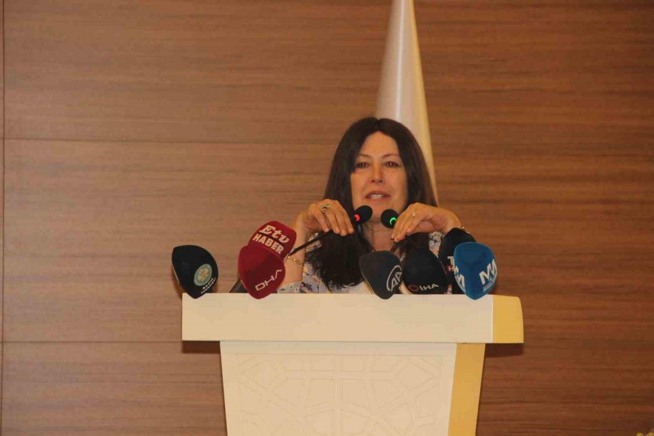 Sezonun ilk kuru üzümü bin 250 TL’den alındı