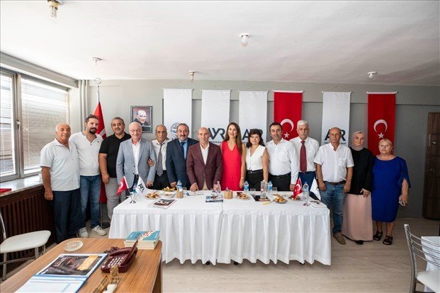 Tunç Soyer’den yeniden adaylık sinyali