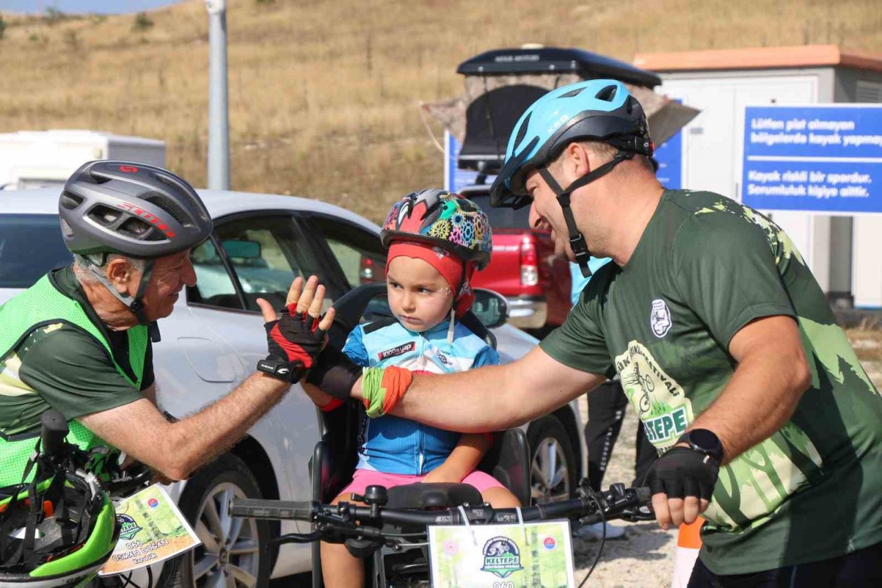 3. Bisiklet Festivali’nde 21 kilometrelik birinci parkur heyecanı başladı