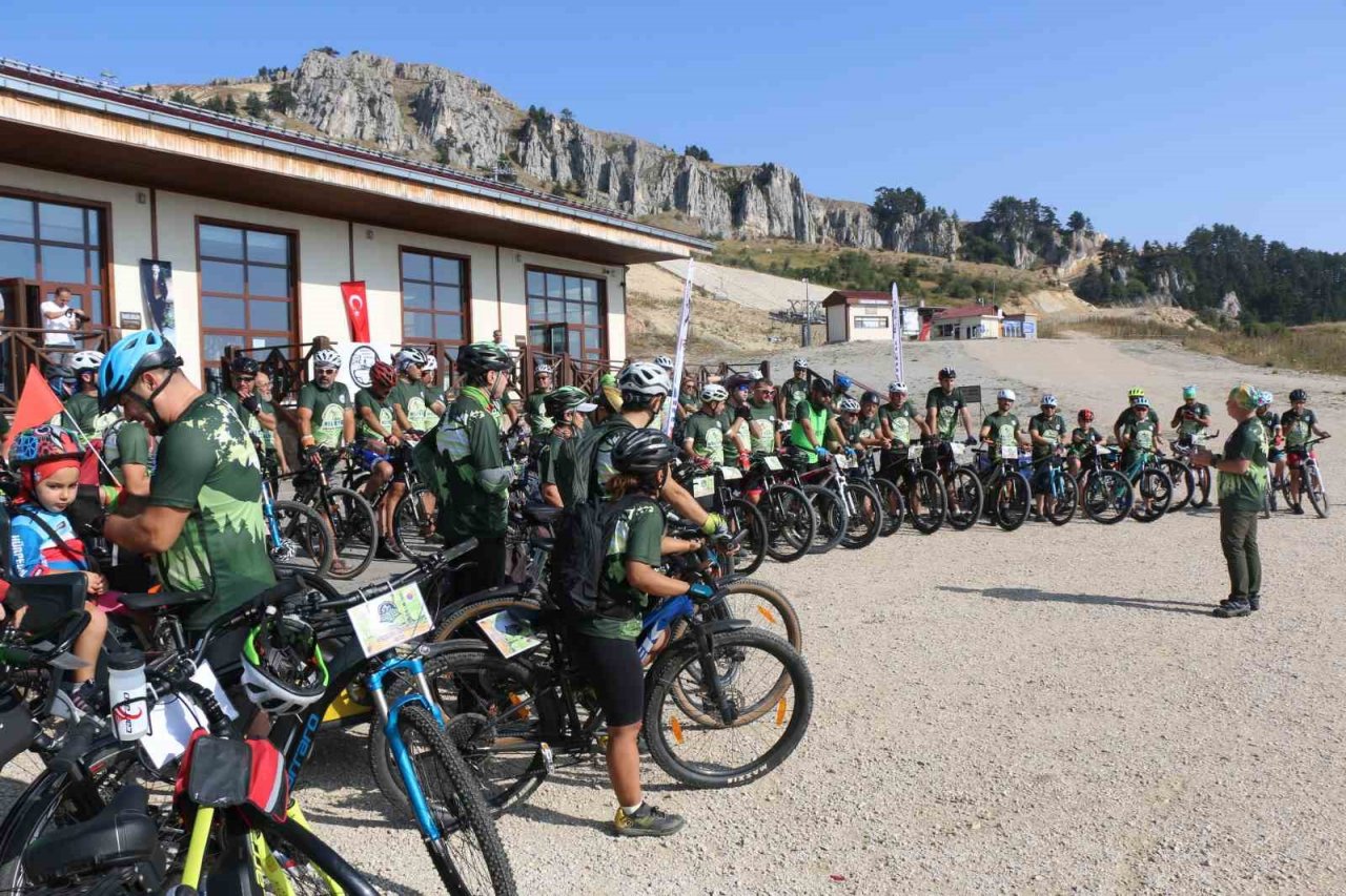 3. Bisiklet Festivali’nde 21 kilometrelik birinci parkur heyecanı başladı