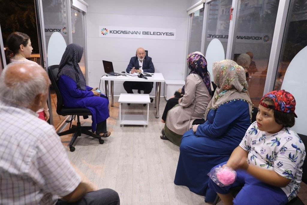 Kocasinan’da ’Bşkan Sizi Dinliyor’ İle Talepler Hızlıca Yerine Getiriliyor