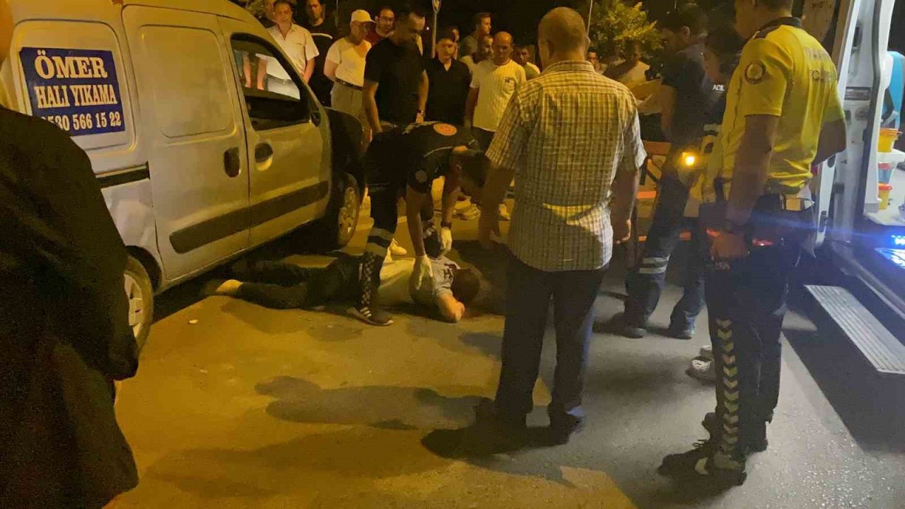 Kontrolden çıkan kamyonet refüje çarptı: 1 yaralı