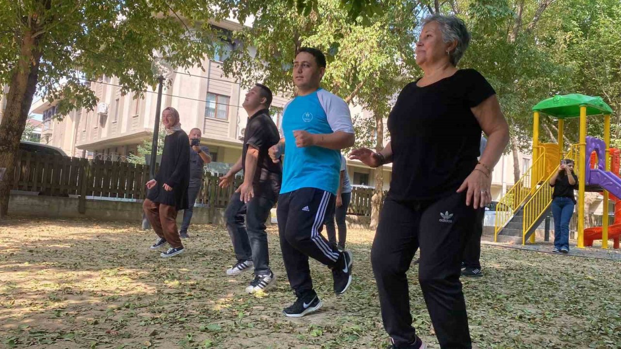 Özel çocuklar, sabah sporu ile iş başı yaptı