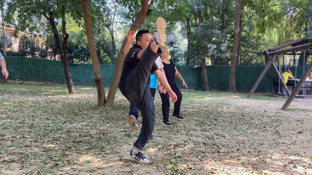 Özel çocuklar, sabah sporu ile iş başı yaptı