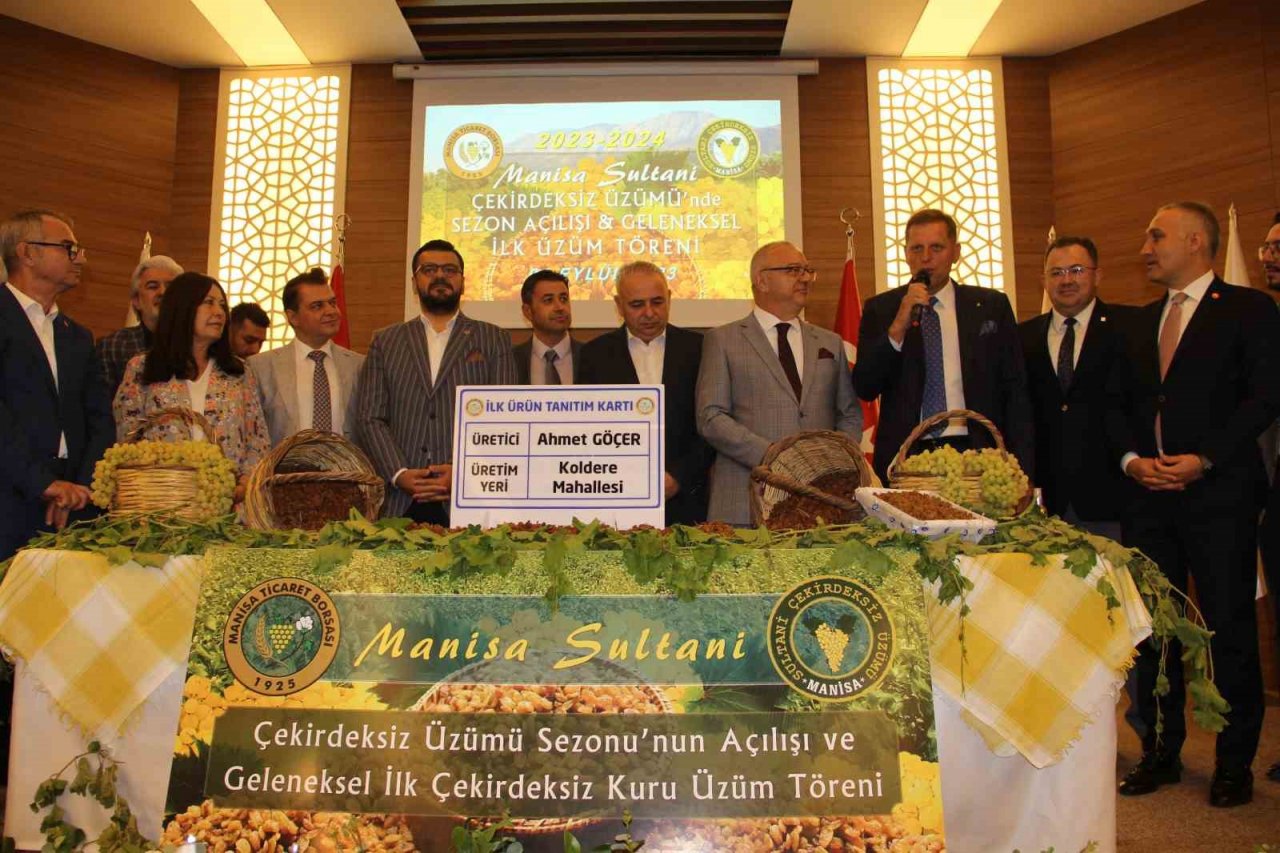 Sezonun ilk kuru üzümü bin 250 TL’den alındı