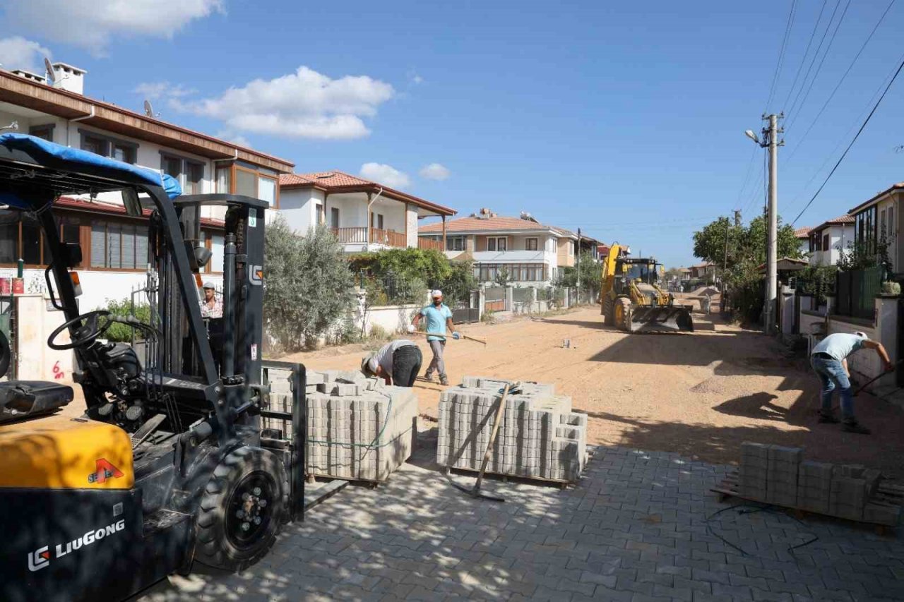 Düğerek Mahallesinde Parke çalışması