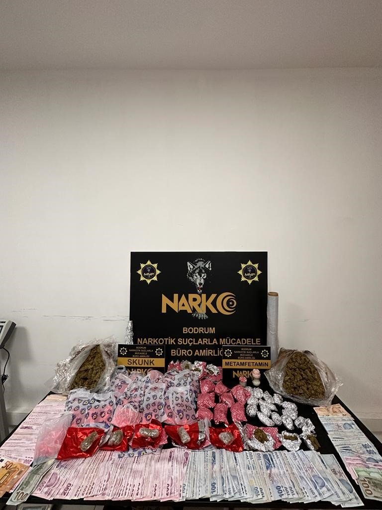 Uyuşturucuyu kamp alanına gömmüşler