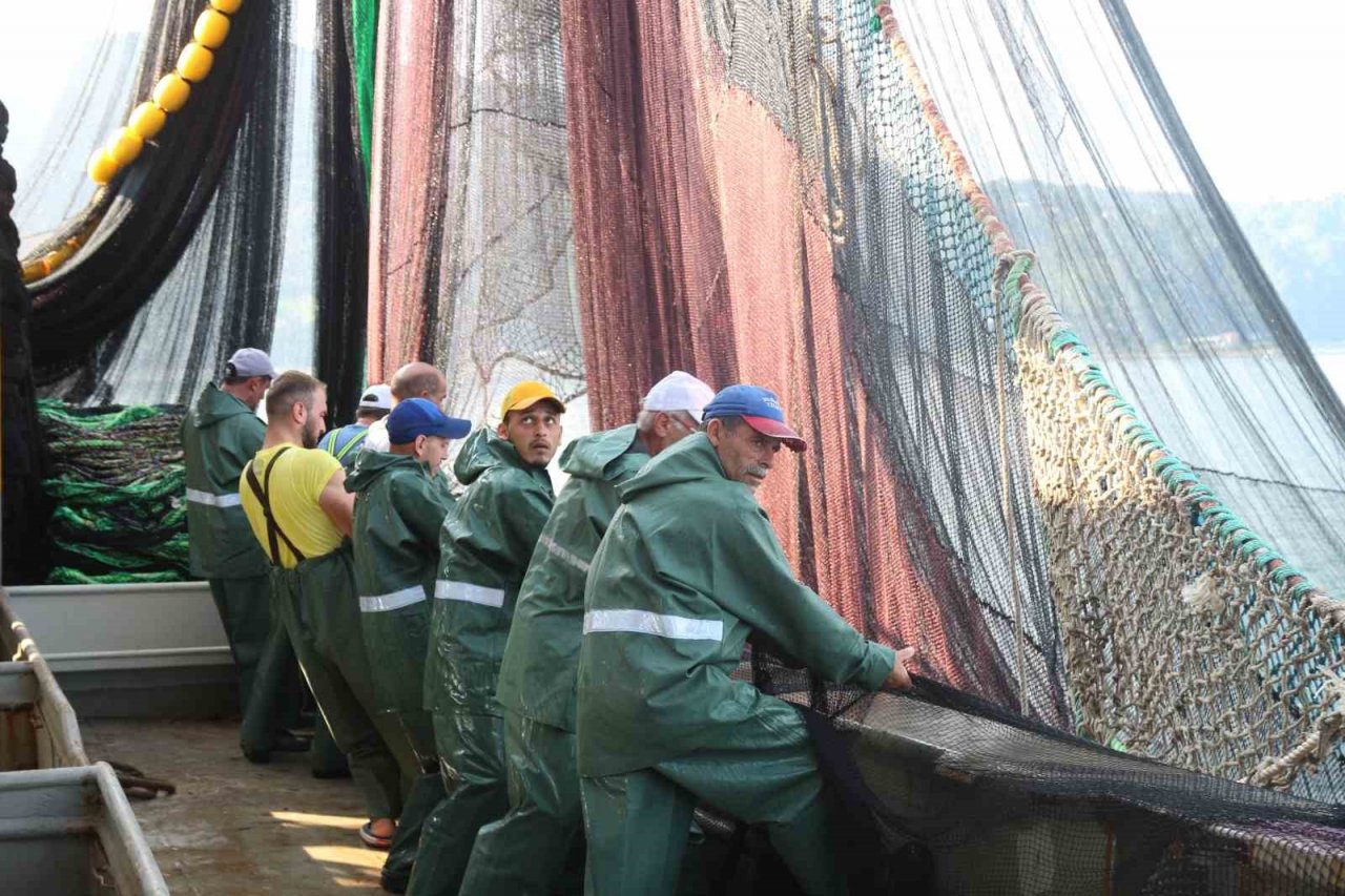 Rizeli Balıkçılar "Vira Bismillah" dedi