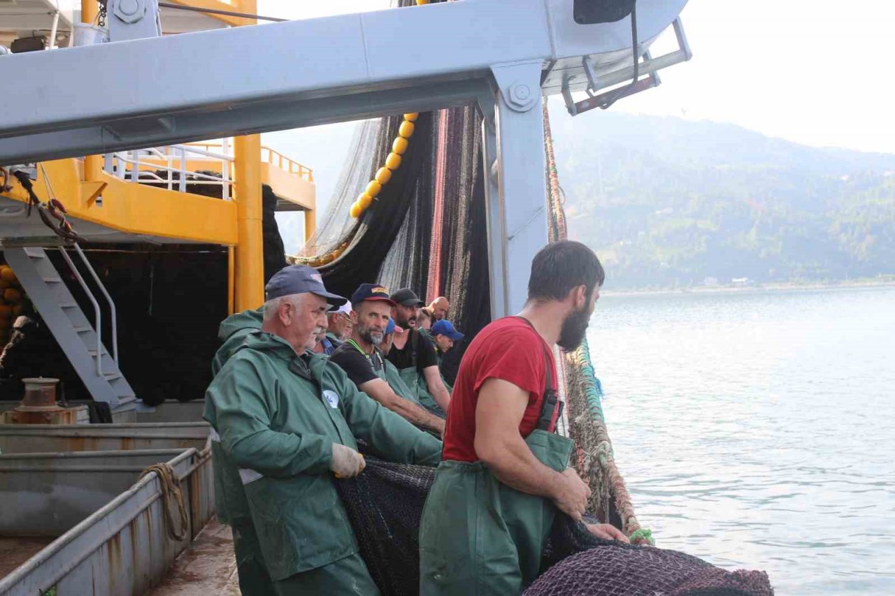 Rizeli Balıkçılar "Vira Bismillah" dedi