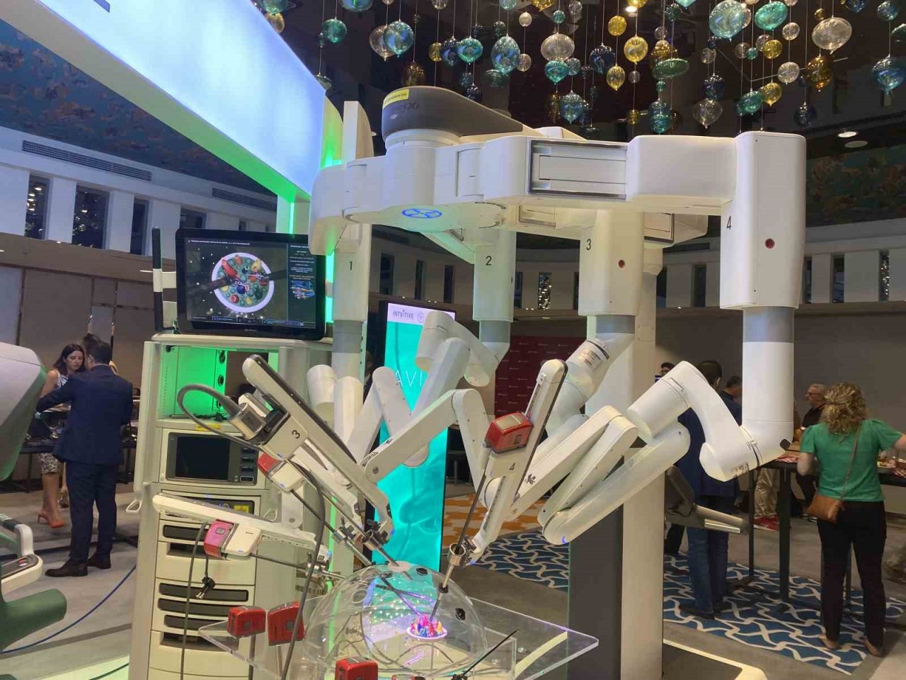 Robotik cerrahinin önde gelen isimleri İstanbul’da buluştu