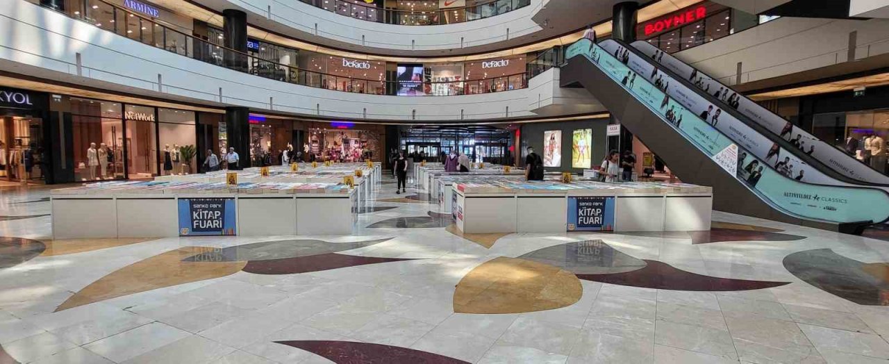 SANKO Park’ta kitap fuarı açıldı