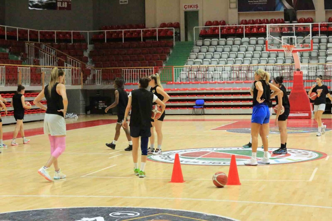 Yalova VIP, yeni sezon hazırlıkları için parkeye indi