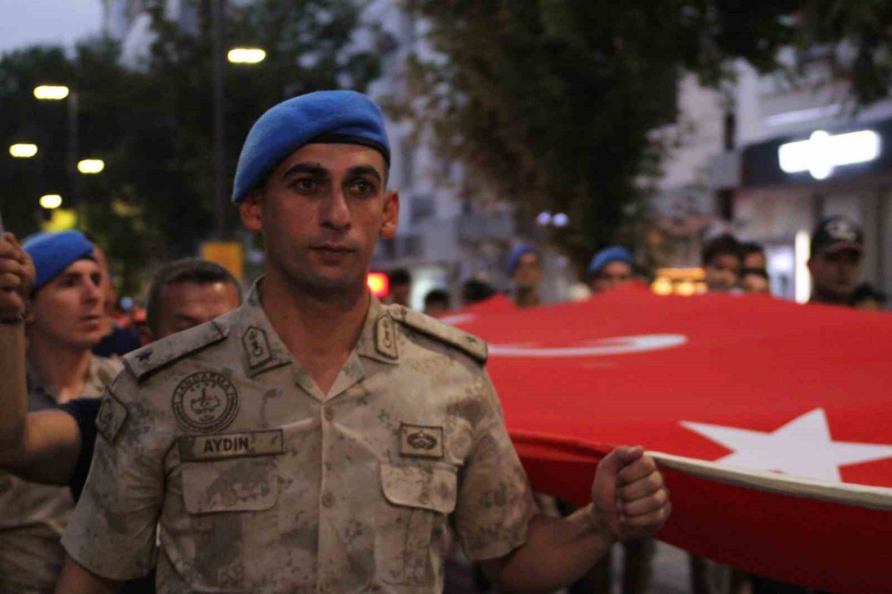 Uşak’ta kurtuluş etkinlikleri Kurtuluş Korteji ile başladı