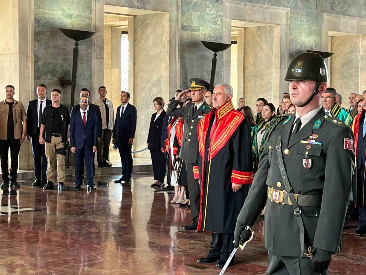 Yargıtay üyelerinden Anıtkabir’e ziyaret