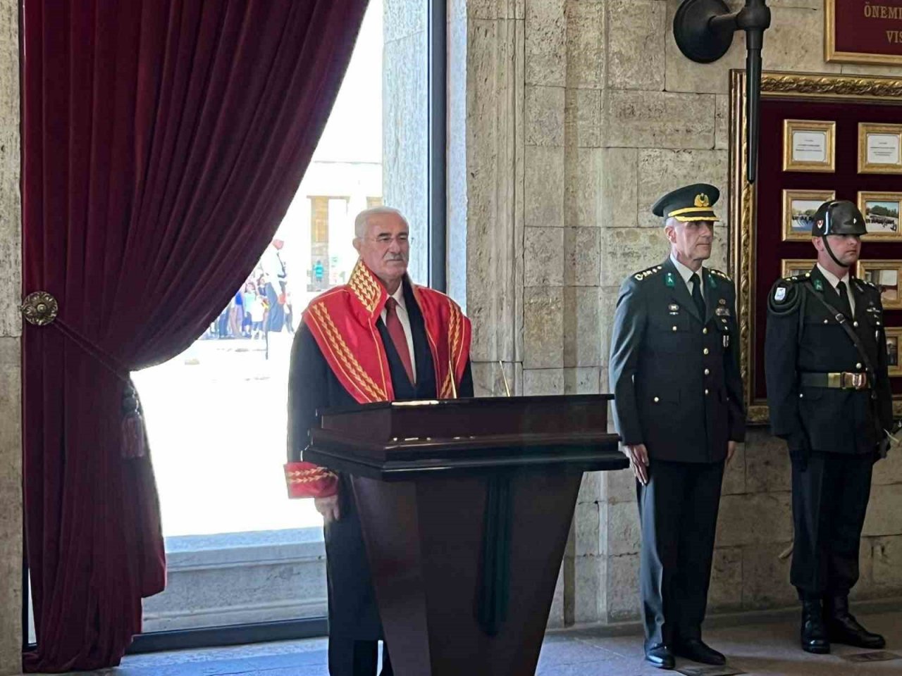Yargıtay üyelerinden Anıtkabir’e ziyaret