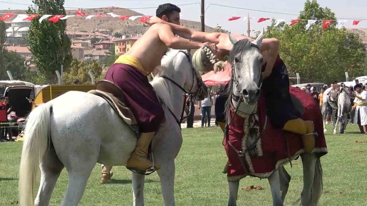 29. Karakeçili Ertuğrul Gazi’yi Anma Uluslararası Kültür Şenliği başladı