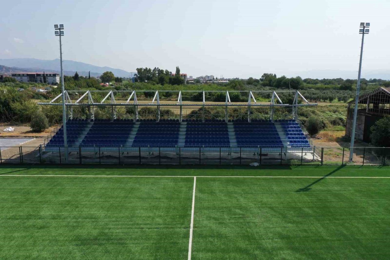 Serçeköy Çim Saha çalışmalarında sona gelindi