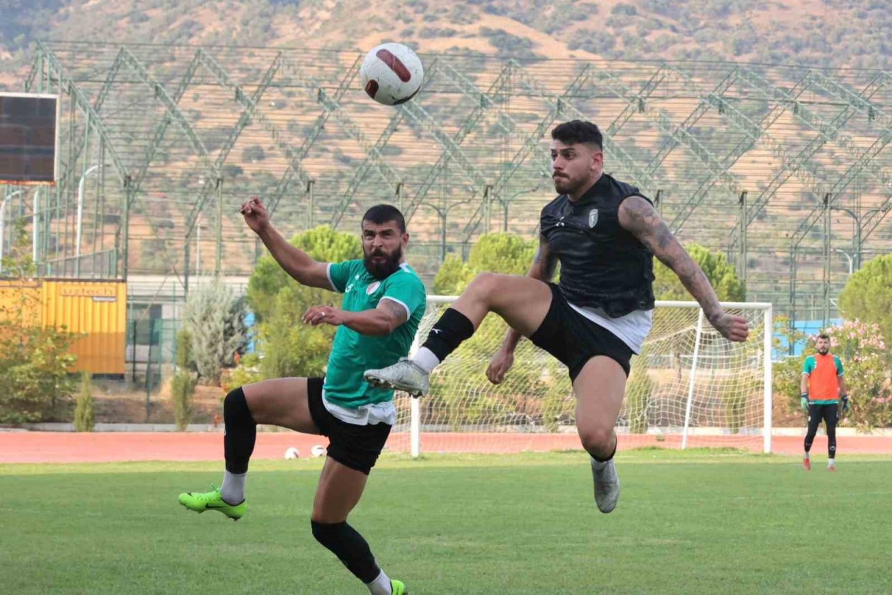 Efeler, son hazırlık maçından galip ayrıldı